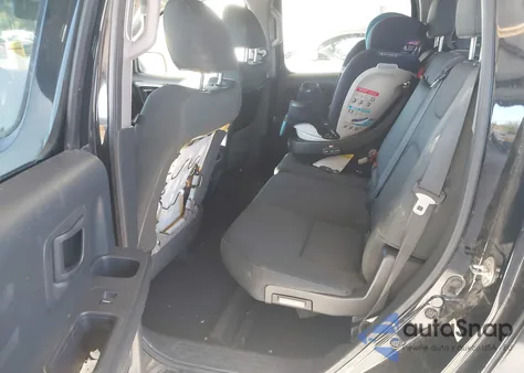 2013 Honda Ridgeline Sport z USA, uszkodzony, nr VIN 5FPYK1F77DB011907